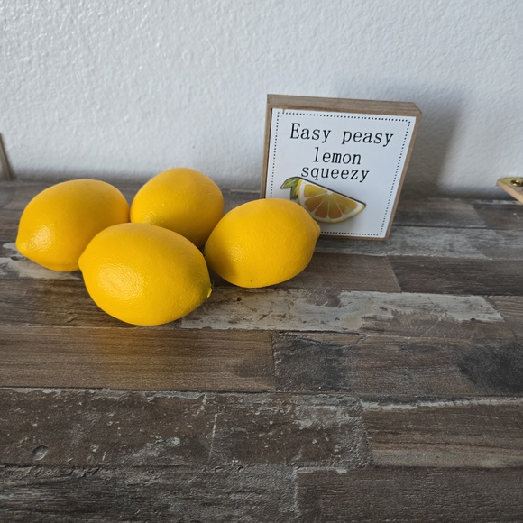 Lemon Decor - Picture 3 of 5